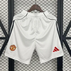9f518f5e225876f5.jpgv1764261543 Short Manchester United Domicile 2025/2026