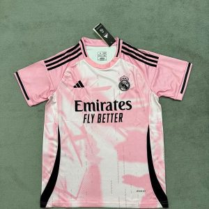 Real Madrid Rose 2025/2026