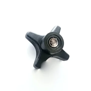 Écrou en plastique noir