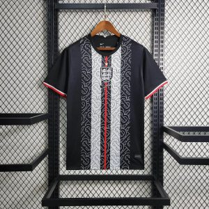 Angleterre x BRBRRY Black/White