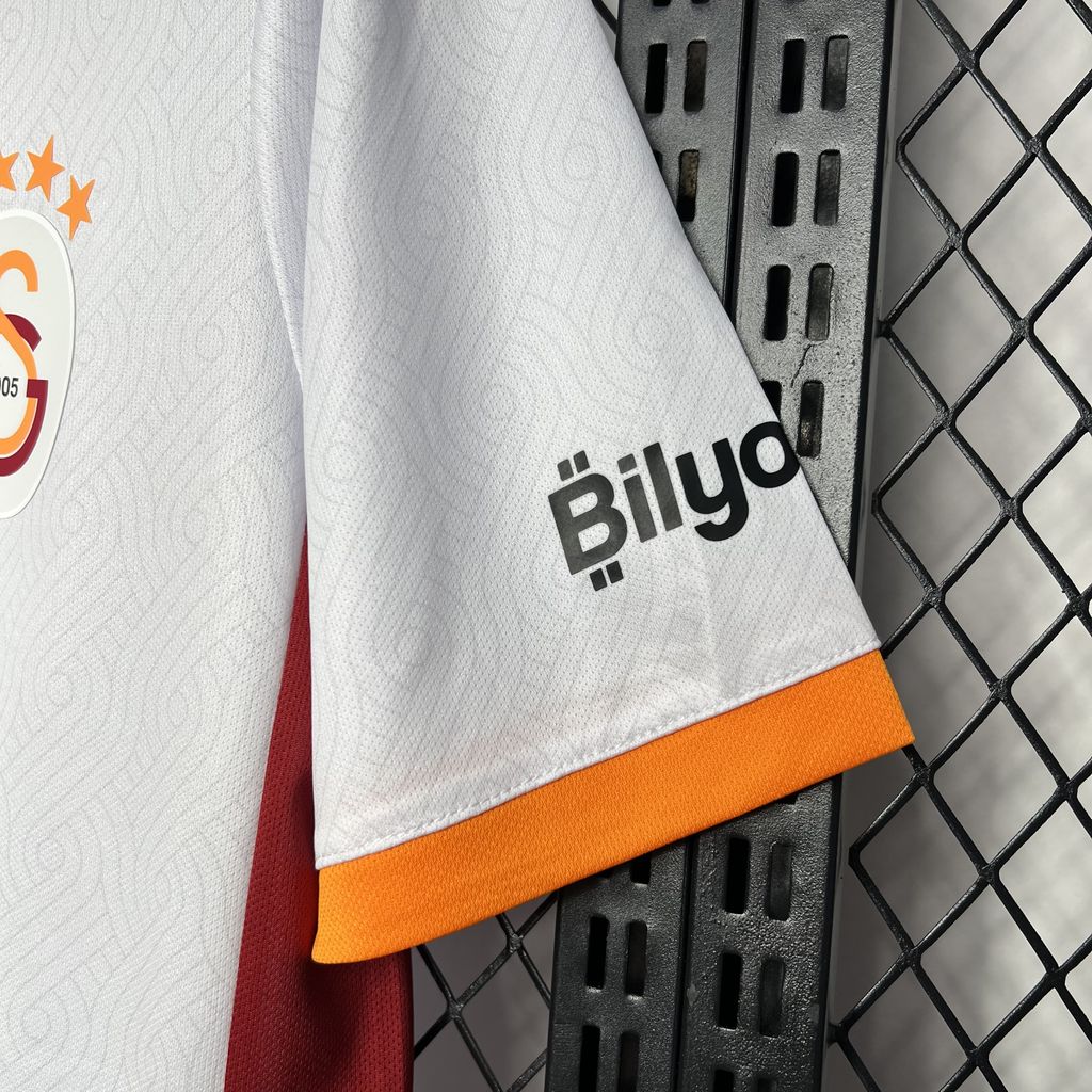 Galatasaray SK Extérieur 2024/2025 – Image 4