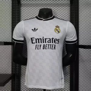 Real Madrid Domicile Version Joueur 2025/2026