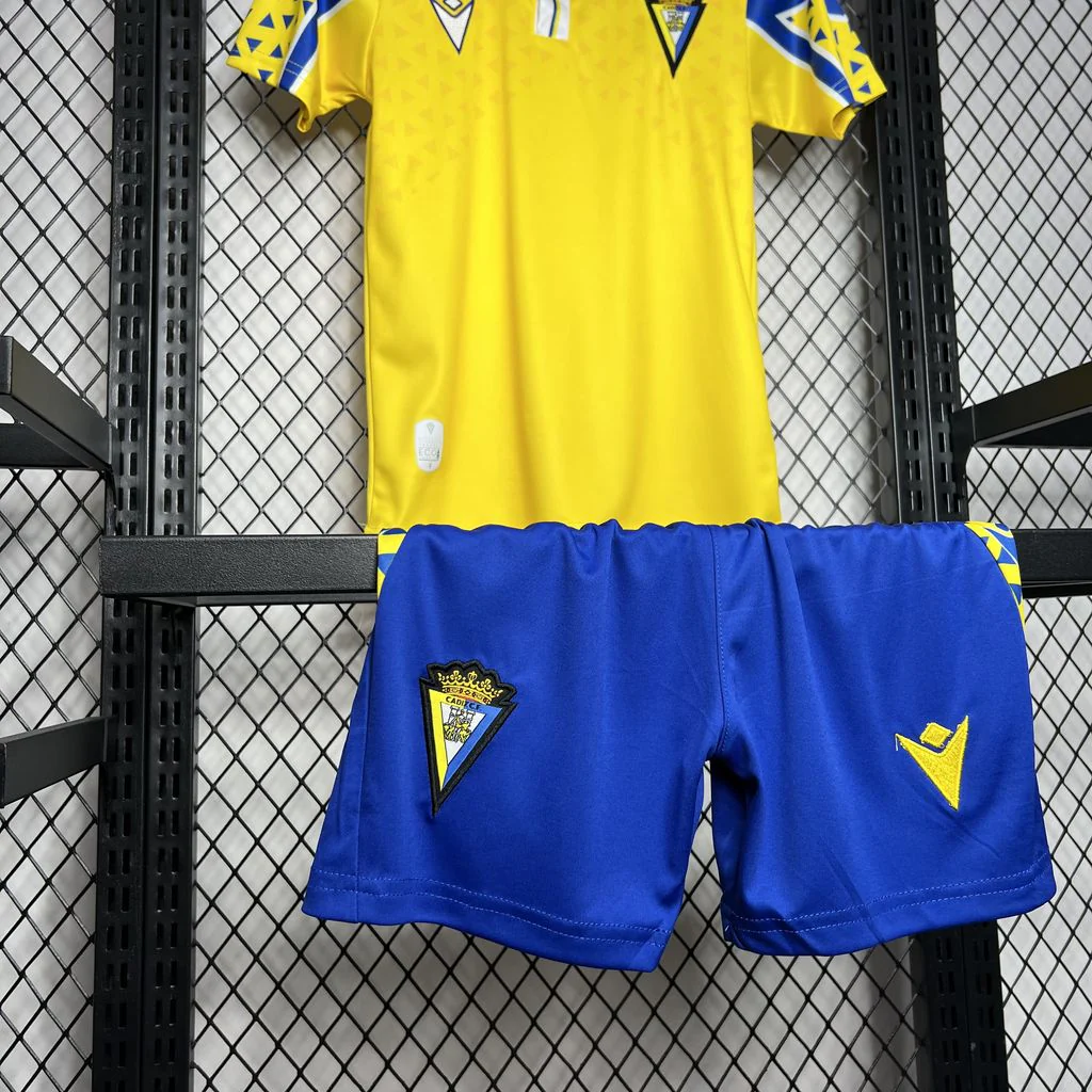 Kit enfant Cadiz Domicile 24/25 – Image 2