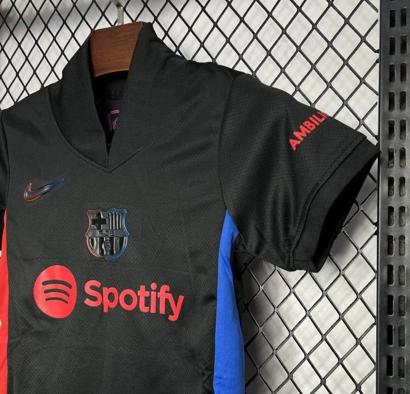 Kit Enfant FC Barcelone Extérieur 24/25 – Image 3