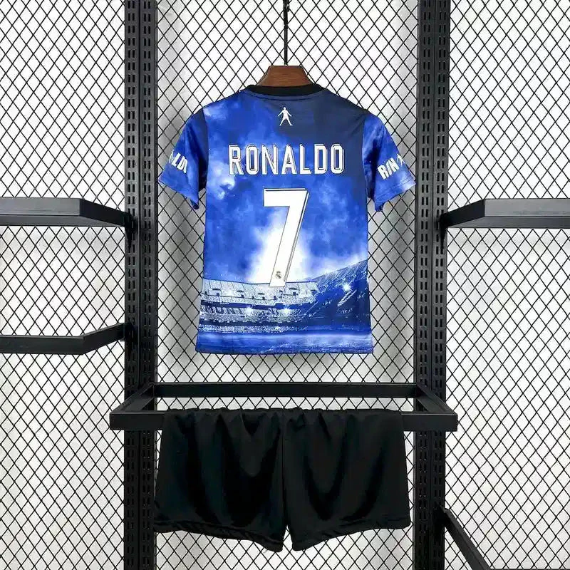 Kit Enfant Real Madrid Cristiano Ronaldo 2025/2026 – Image 2