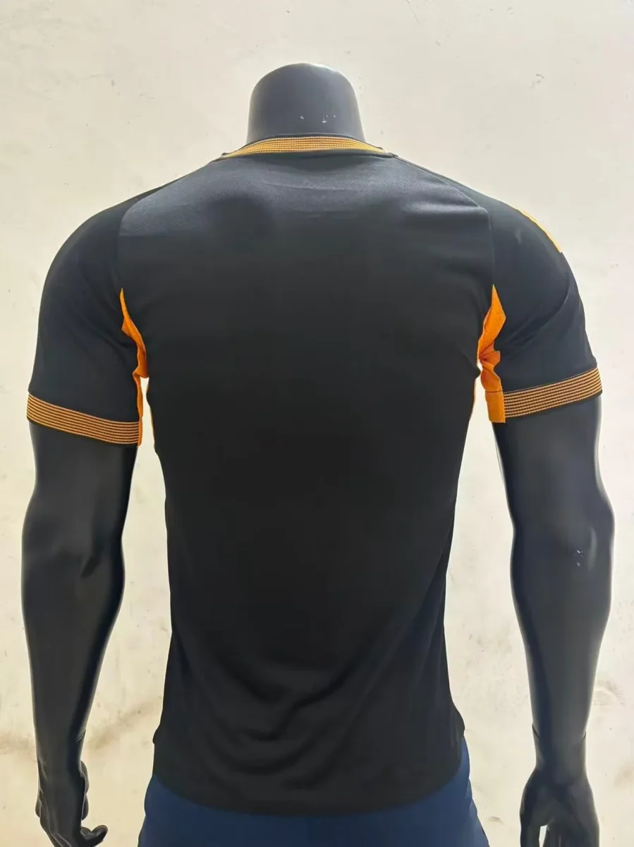 Maillot Real Madrid Noir & Orange 2025/2026 – Image 2