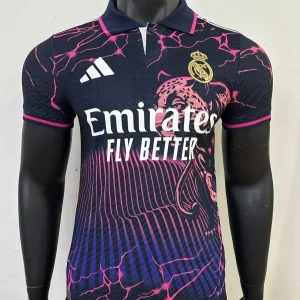 Real Madrid Guépard Violet Version Joueur 2025